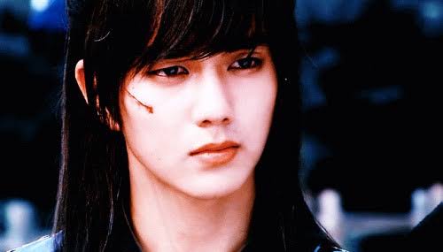 Ё вун воин пэк тон су. Воин пэк тон-су musa baek. Лим ен вун. Ё вун воин пэк тон су. Ю сын хо е вун.