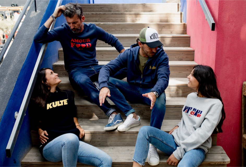 📸 Des amis, quelques rayons de soleil = 𝗺𝗼𝗺𝗲𝗻𝘁 𝕂𝕌𝕃𝕋𝔼