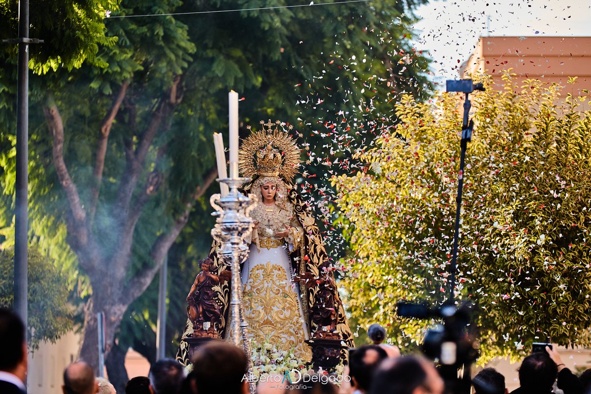 📸Galería de Imágenes del Rosario de la Aurora de María Santísima de la Candelaria

lamiradadepasion.blogspot.com/2020/10/rosari…
