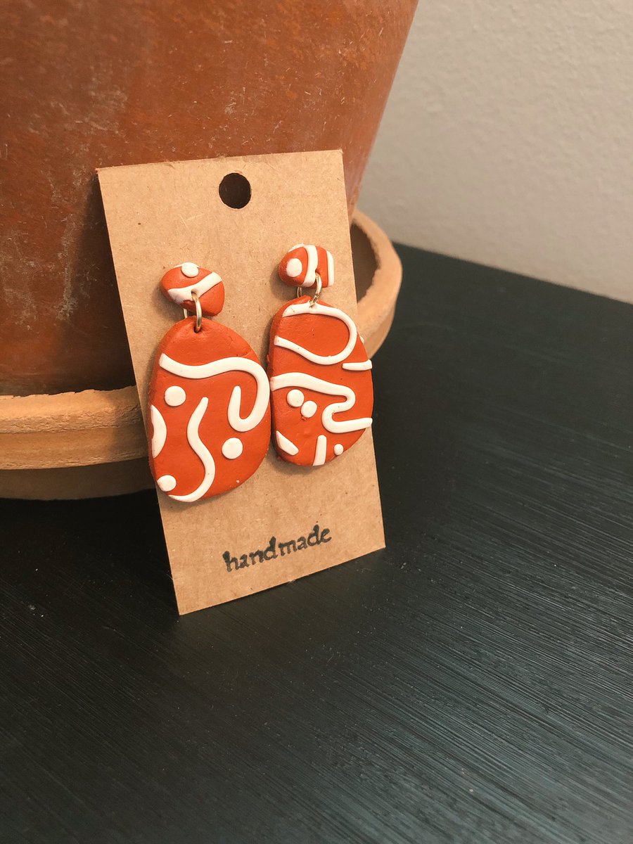 JewelryLaurel's tweet photo. A couple new polymer pieces just landed on our etsy! ✨ link in bio ✨ https://t.co/h9GobyTrDe