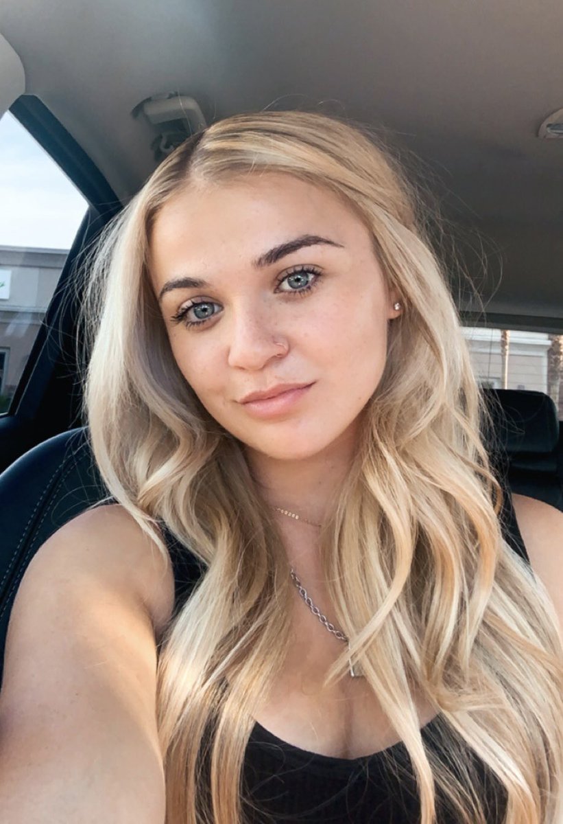 JennaLoria's tweet image. Me x2