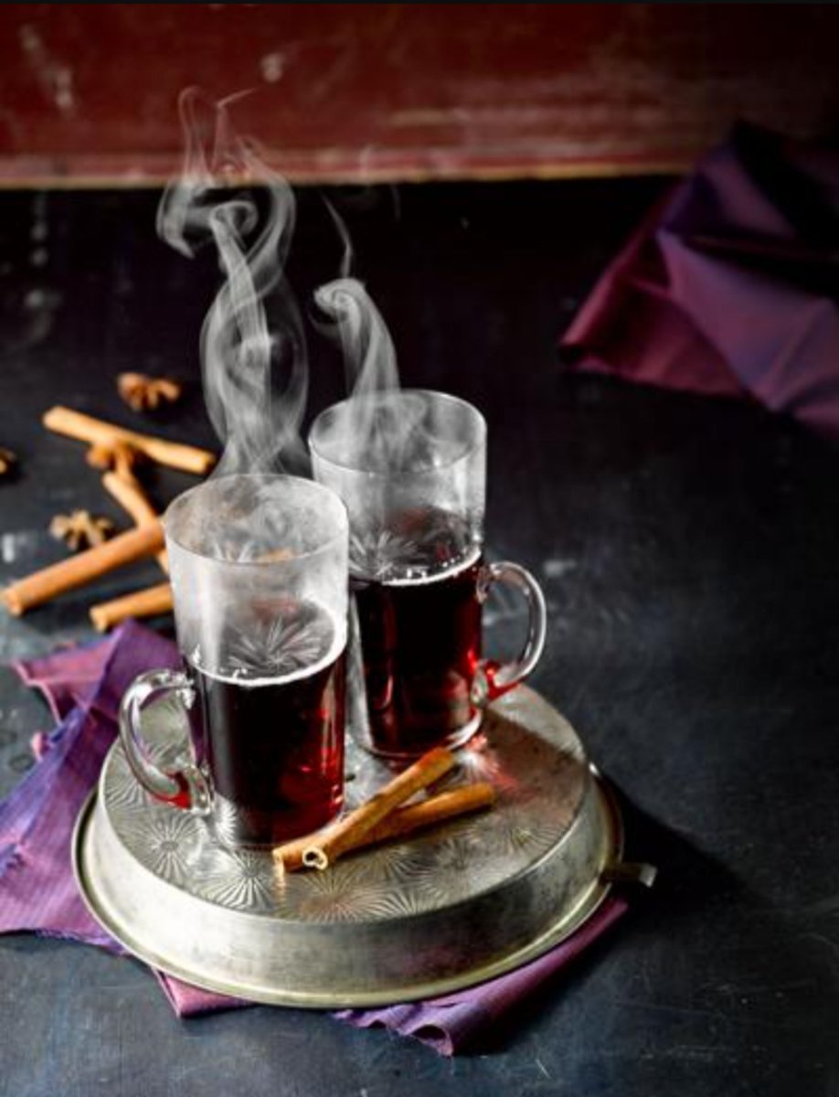 ByrdCellars's tweet photo. Winter is Back! 
Byrd Cellars Winter Solstice cranberry based wine is now available at the tasting room and online. 
Plus, Hot Spiced Wine Packets are back!

https://t.co/C7ooPzDA1j

https://t.co/kfc1Mg39er https://t.co/b2vdZhkaUO