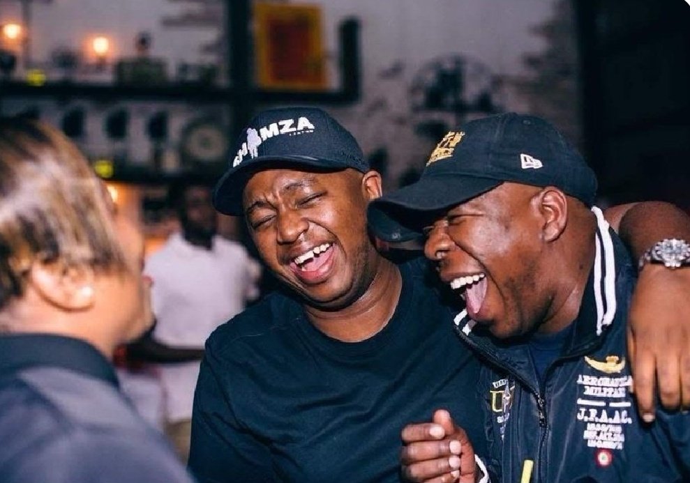 ndourenzo's tweet photo. @Masandawana At least if you can get 15 more players and additional senior coach https://t.co/JjrHkANK9z