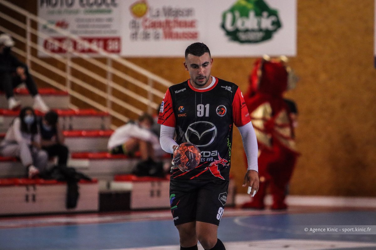 HandballCournon's tweet photo. Découvrez quelques photos de la rencontre d'hier face à Saint-Flour Handball.
Photos : @allankinic 
Album complet : https://t.co/Sr4p4UBjPp https://t.co/1ZN0w8JzJJ