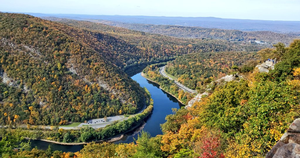 Ruth4ashab's tweet image. #SunDaze #fallhikes 🍁🍂