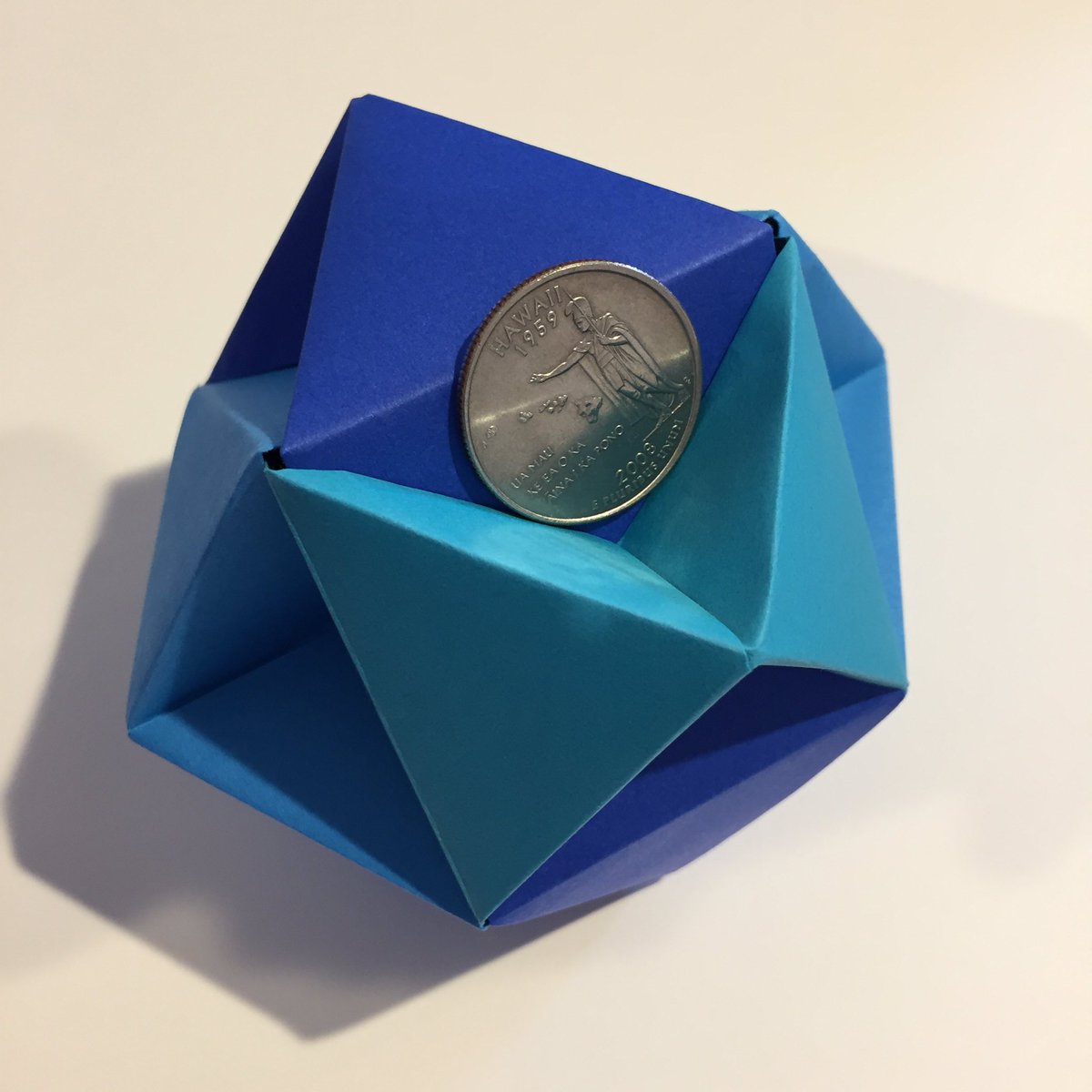 keikoinboston's tweet photo. Today at #OrigaMIT we learned David Mitchell’s Artifact. #origami
Diagrams are available for free on his website:
https://t.co/LW1onhURFo https://t.co/B6w5uF6iak