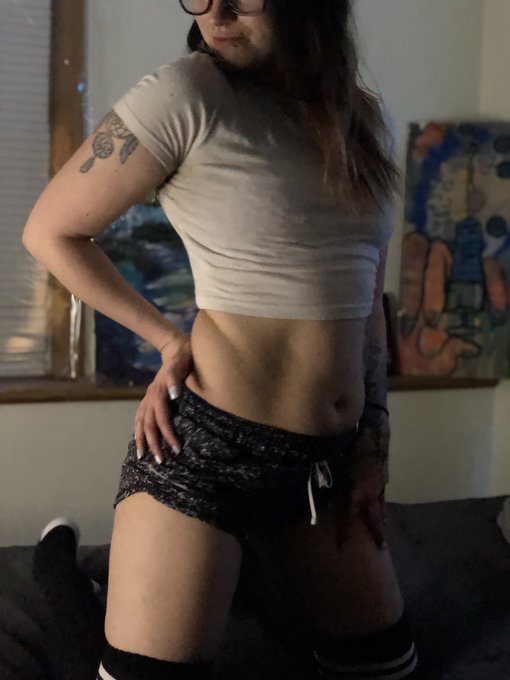 New OF content tonight! Stay tuned ^-^ #onlyFans #content #NSFW https://t.co/nXhwgdgxiv<a href="/tag/onlyfans"class="tags">#onlyFans</a><a href="/tag/nsfw"class="tags"><span>#nsfw</span></a><a href="/tag/content"class="tags"><span>#content</span></a>