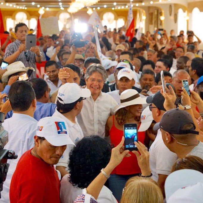 LassoGuillermo's tweet photo. El cariño de los portovejenses y sus recibimientos en mis recorridos han sido inolvidables 🇪🇨.

Gracias por abrirnos las puertas de esta maravillosa ciudad en Manabí durante los últimos 10 años 💪🏼.

¡Sigamos celebrando el Bicentenario de Portoviejo! https://t.co/hyk4gme33J