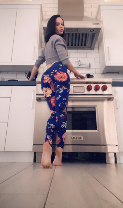 The twitter algorithm is trash! 🗑 Help me break the cycle with a retweet! 💫 https://t.co/U5G0xOOgcL<a href="/tag/model"class="tags"><span>#model</span></a><a href="/tag/exclusive"class="tags"><span>#exclusive</span></a><a href="/tag/sexysaturday"class="tags"><span>#sexysaturday</span></a>