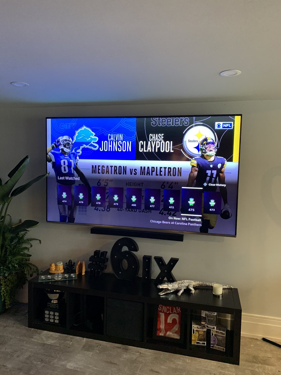 devobrown's tweet photo. What’s your Sunday looking like?
Here’s mine. Watching #MapleTron @ChaseClaypool light it up! Plus every other @nfl game that’s on for me to choose from - @rogers Ignite TV got me set up. Don’t chirp the salad instead of wings option! 😩🤣🏈🥗 #rogers_partner #igniteeveryday https://t.co/FF1rDA1EPT