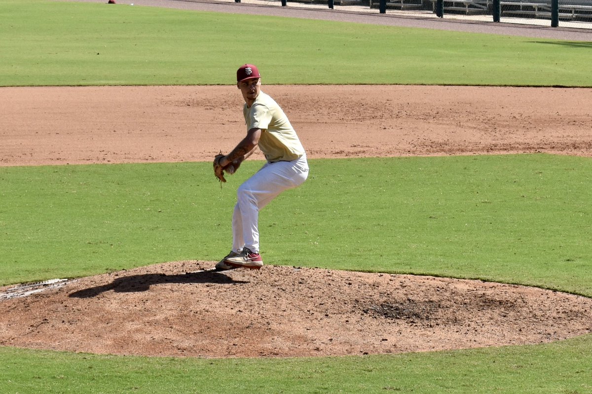  #FSU RHP’s Carson Montgomery and Hunter Perdue were both electric today. The FR ran it up to 97 MPH and was dotting the black. Perdue sat 93-95 with a wipeout, high-spin SL. Both guys in the mix for the weekend rotation.