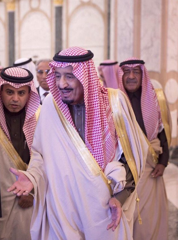 _kfc1's tweet photo. بعد عمري وقلبي وروحي مليكي سليمان بن عبدالعزيز آل سعود ❤️❤️❤️❤️
#اوامر_ملكيه https://t.co/zGMxjvHq67
