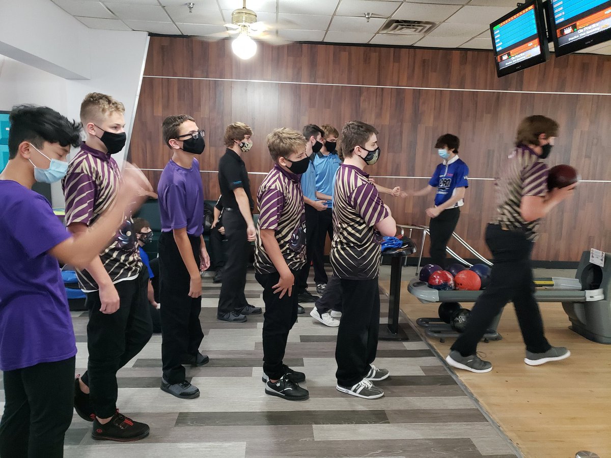 BOWLING TEAM
Good luck to <a href="/wsbearbowling/">WSBearBowling</a> this final week of regular season!

-10/19 Mon v <a href="/Lyman_Athletics/">Lyman Athletics</a> at Oviedo Lanes

-10/21 Wed v <a href="/Croomsathletics/">Crooms Athletics</a> at Airport Lanes

GO BEARS!

-We then host <a href="/FHSAA/">FHSAA</a> District Championships at Oviedo Lanes
10/26 Girls &amp; 10/27 Boys info below: