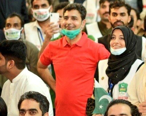 Meenay97's tweet image. تم جو اتنا مسکرا رہے ہو.....
کیا غم ہے جس کو چھپا رہے ہو..... 😁😁
#colgatesmile 😄