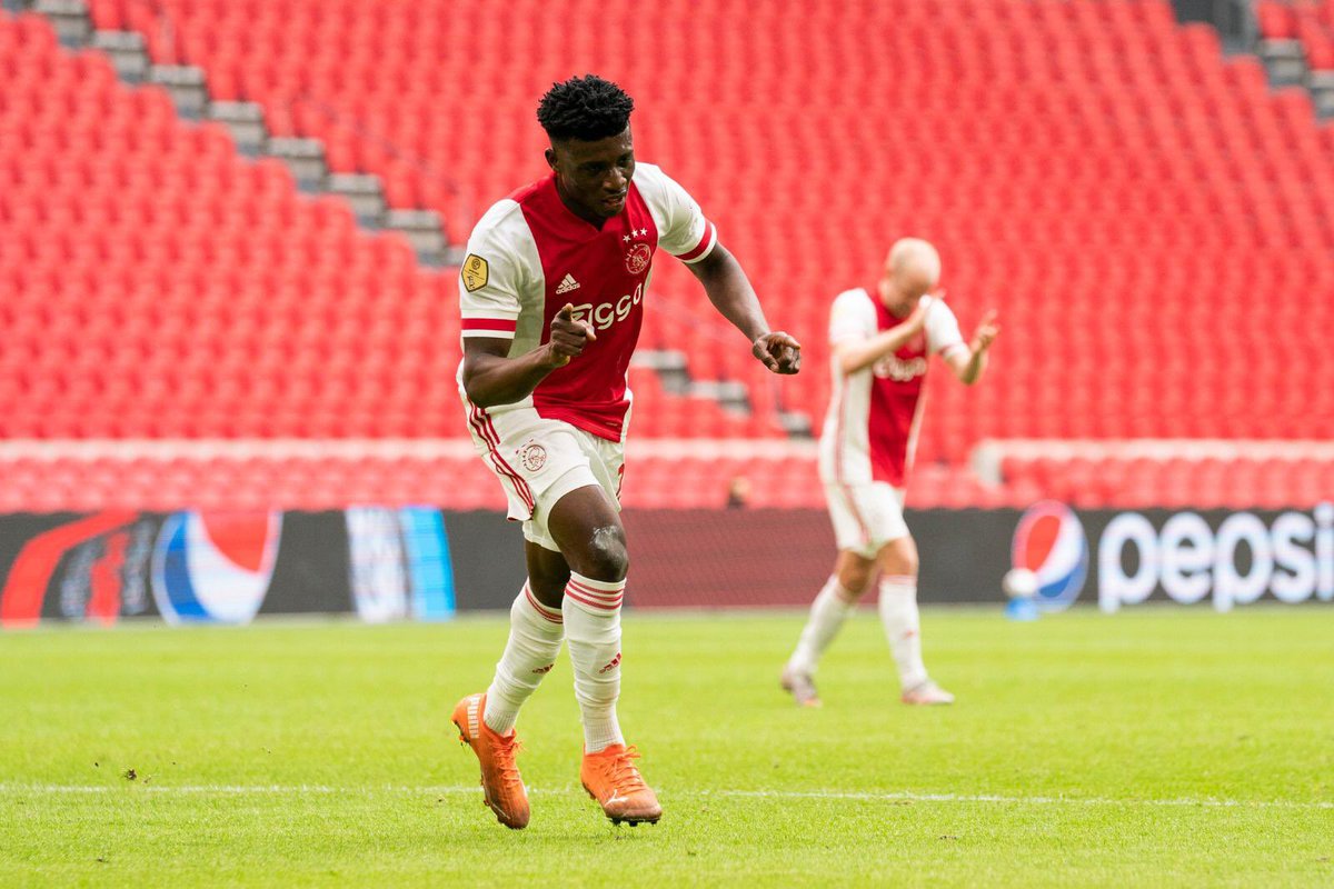 KudusMohammedGH's tweet photo. Feels great to be back on the battle field with a confident win &amp; team performance ahead of my 1st @championsleague experience. Heads up ❌❌❌ AJAXIEDS!!
#kuduspride #kudusdream #sotl #sonofthelight #kunfayakun https://t.co/abIS0u3GjZ