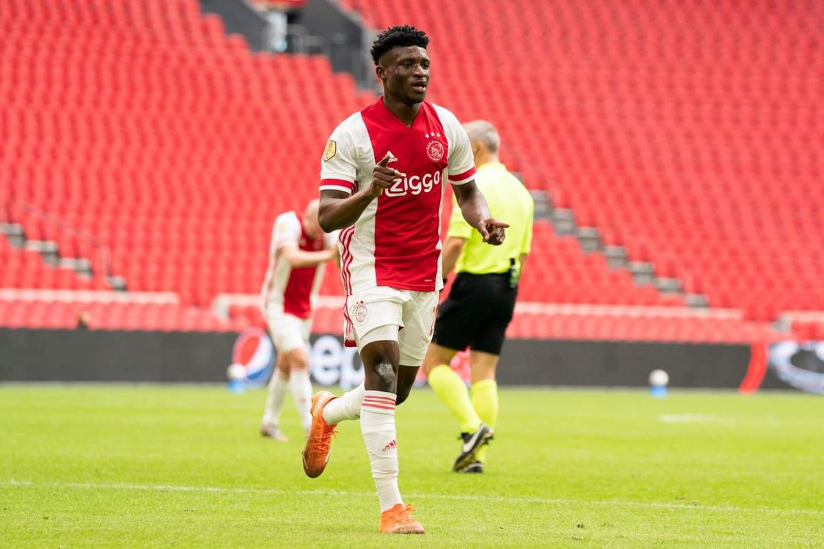 KudusMohammedGH's tweet photo. Feels great to be back on the battle field with a confident win &amp; team performance ahead of my 1st @championsleague experience. Heads up ❌❌❌ AJAXIEDS!!
#kuduspride #kudusdream #sotl #sonofthelight #kunfayakun https://t.co/abIS0u3GjZ