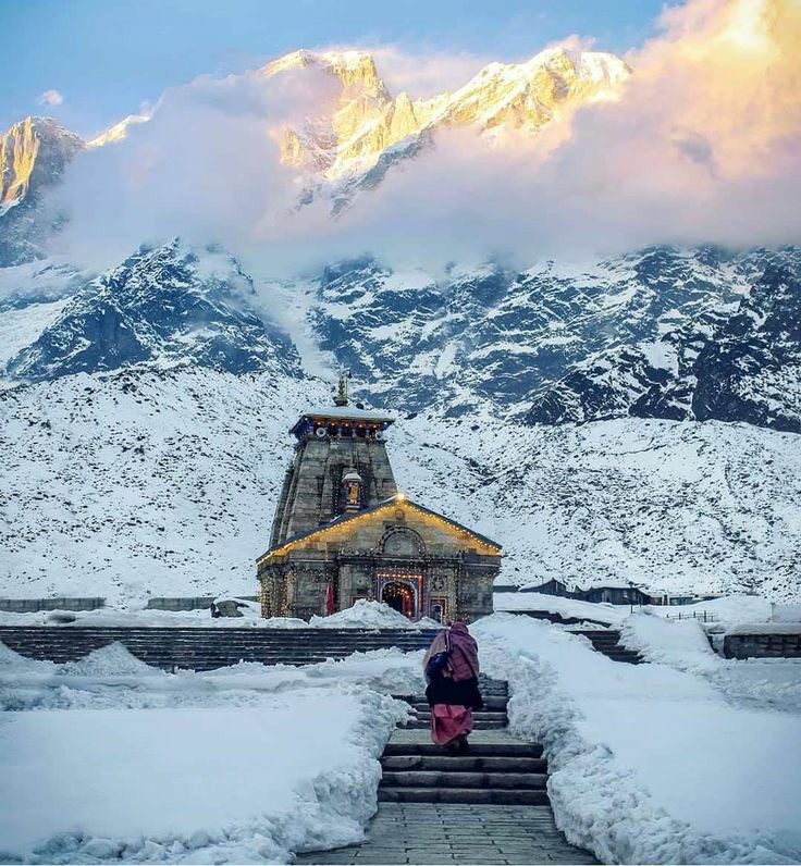 Titanic जहाज बुडाल्यावर पाश्चिमात्य देशांना NDT टेस्टिंग आणि तपमान कसं सगळ्यावर पाणी फिरवू शकते हे समजलं. पण आमच्याकडे तर त्याचा विचार १२०० वर्षापूर्वी केला गेला होता. केदारनाथ त्याच ज्वलंत उदाहरणं नाही का ? 21/n