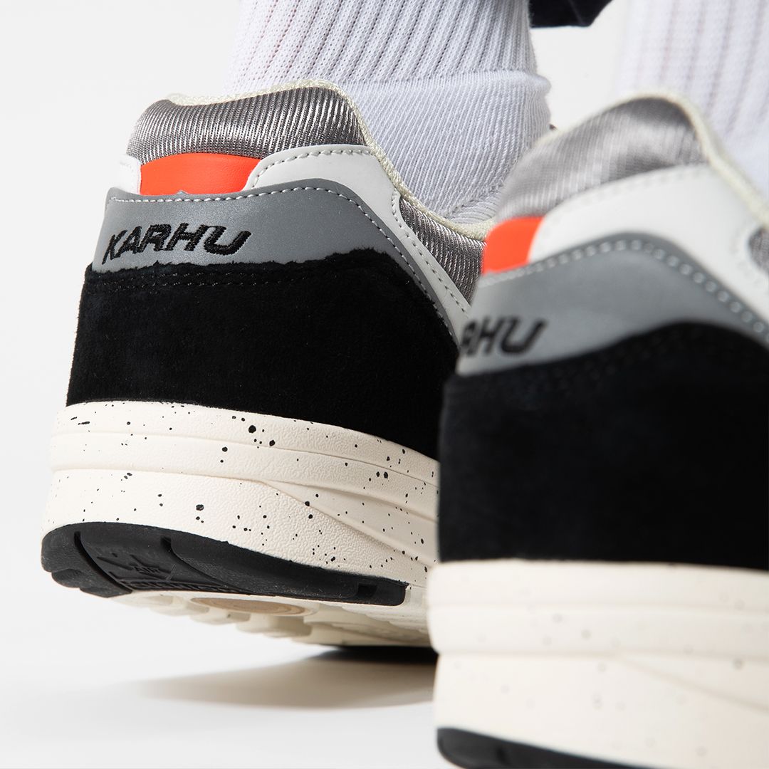 titoloshop's tweet photo. #outNOW 🔥 Karhu Legacy 96 "Jet Black / Gray Violet" is available online.
check it out ➡️ https://t.co/Zw8io2gBVF
US 7.5 (40.5) - US 11 (45)
🔎 F806013
#titoloSHOP
#titolo
#karhu
#karhuLEGACY96
#legacy96 https://t.co/vjkUXTrYDz