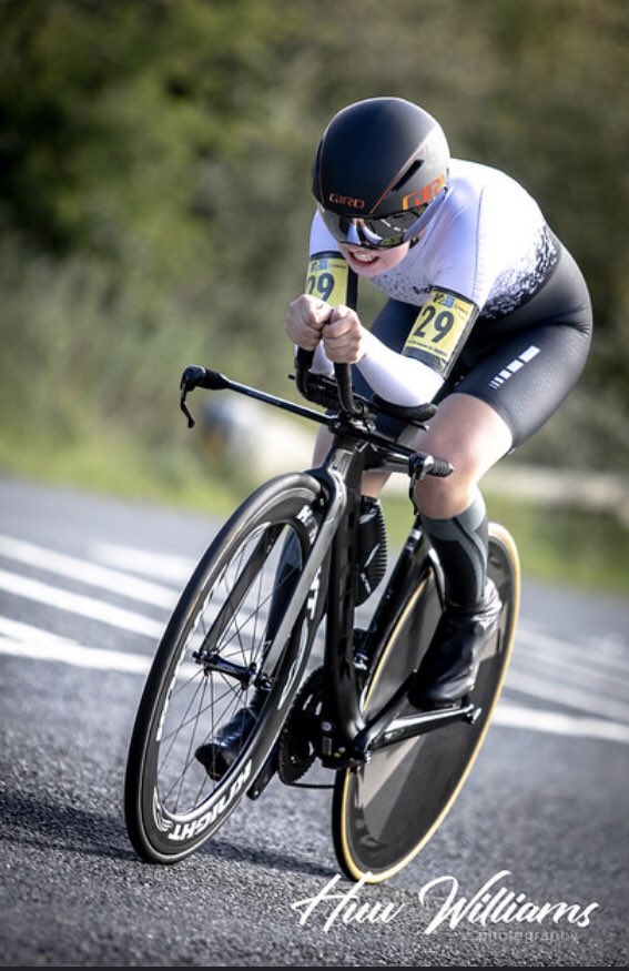 eva_callinan's tweet photo. National open circuit TT champs 🥇 
Happy to end my TT season with a very close win! @sigmasports @AWOLWorx @nopinz @veloforte https://t.co/k9li6xy62T