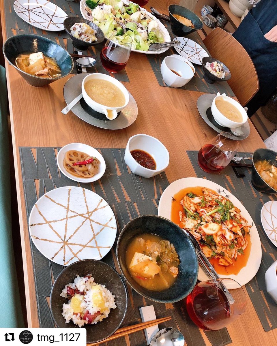 北新地 お酒とご飯とお菓子 つむぎの女将 昔からお世話になってるチンスギ先生ことふみねー様に韓国料理習ってきた 韓国料理はシンプル美味しい 身体に良いことだらけやから私の料理のテイストになるし最高 北新地 堂島 つむぎ 韓国 韓国料理 韓国