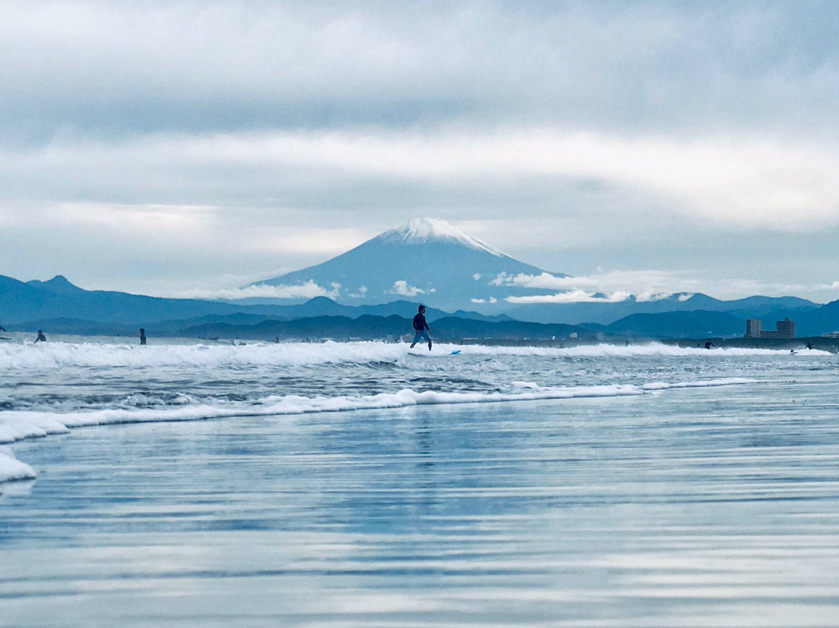 yufromtokyo's tweet photo. Weekender
#何でもいいので週末の写真を4枚貼る
#fav #weekender
#dailyphoto #sky
#skygrapher #skygraph
#サーフィン #surf #surfin
#shonan #湘南
#空
#空が好きな人と繋がりたい #空景
#雲が好きな人と繋がりたい
#写真を撮っている人と繋がりたい
#写真が好きな人と繋がりたい https://t.co/egfB6mCXnT