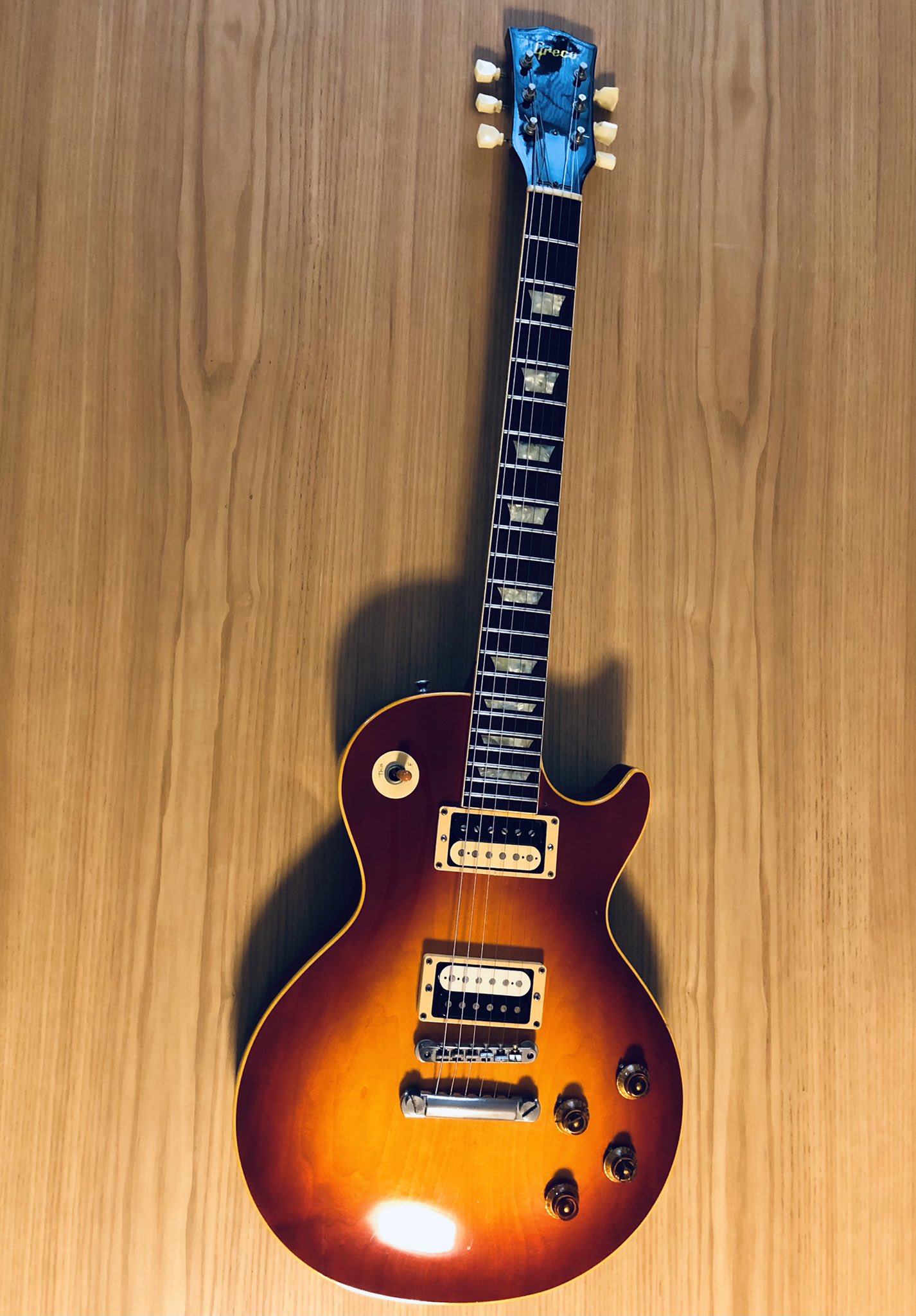 Akira Takasaki この辺りも既に40年以上経過して枯れたええ音が出る 綺麗だし Akira Takasaki この辺りも既に40年以上経過して枯れたええ音が出る 綺麗だし