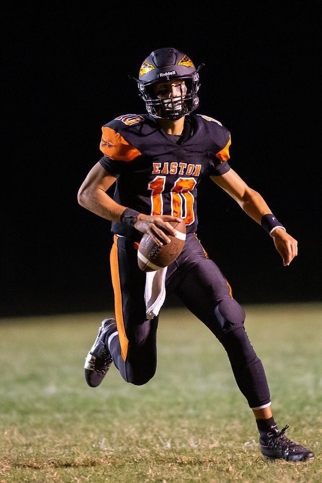 1AEPHOTOS's tweet photo. ANY SCHOOL. ANY SPORT.ANY RECRUIT.

RETWEET THIS TWEET AND FOLLOW ME FOR JERSEY SWAPS https://t.co/hiBLjH9SI5