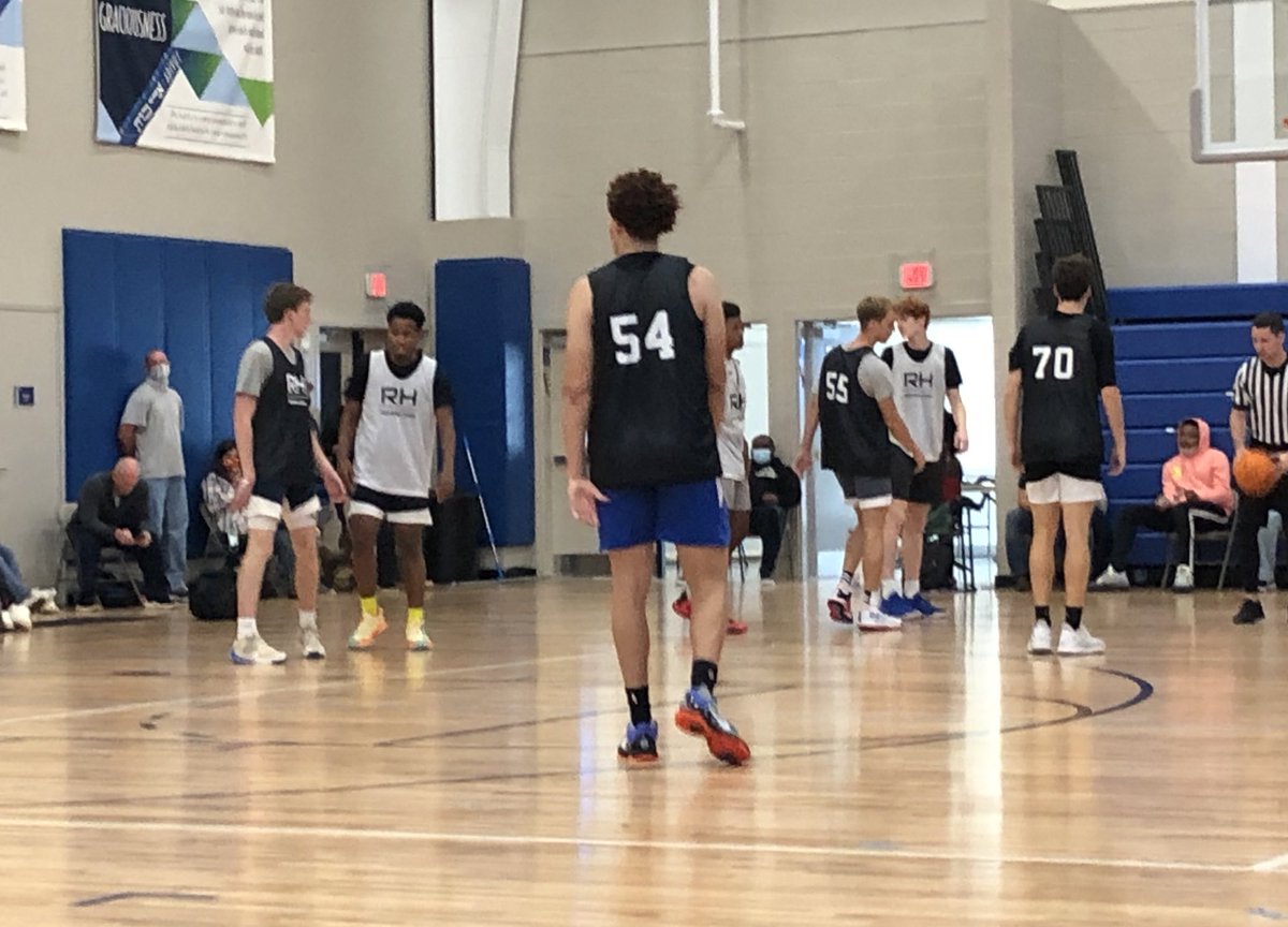 TMarkwith14's tweet photo. Top Performers From The 2022 Select 80:
Tyrese Elliott- Grayson

Robert Cowherd- Grayson

Jaylen Peterson- Stephenson

Jameel Rideout- Discovery

Mason Lockhart- Columbia

Jordan Brown- St. Francis

TJ Clark- Newton

Thomas Allard- North Gwinnett

Anthony Arrington- Galloway https://t.co/3wBt60cYZn