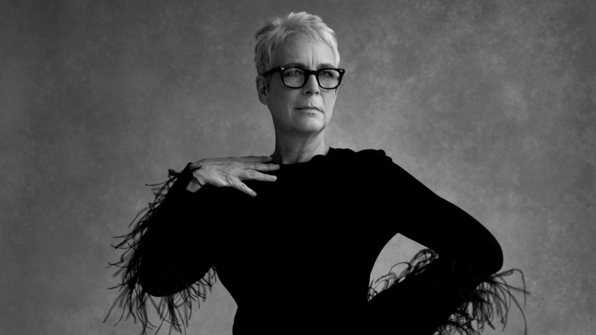 Jamie Lee Curtis was offered the role of Bianca Burnette but turned it down.