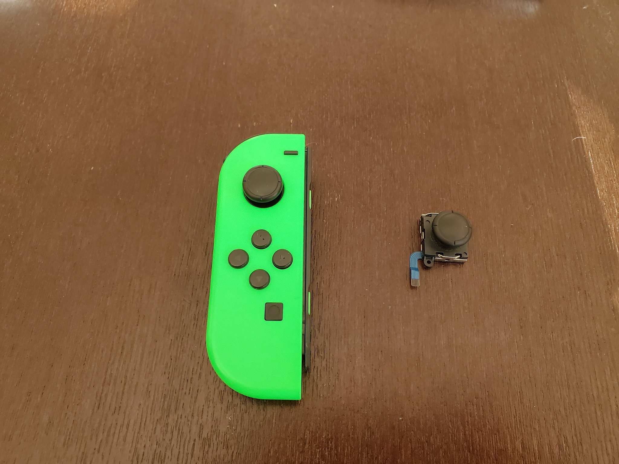ニンテンドーswitchジョイコン プロコン修理 函館市郵送も可 Switch Twitter
