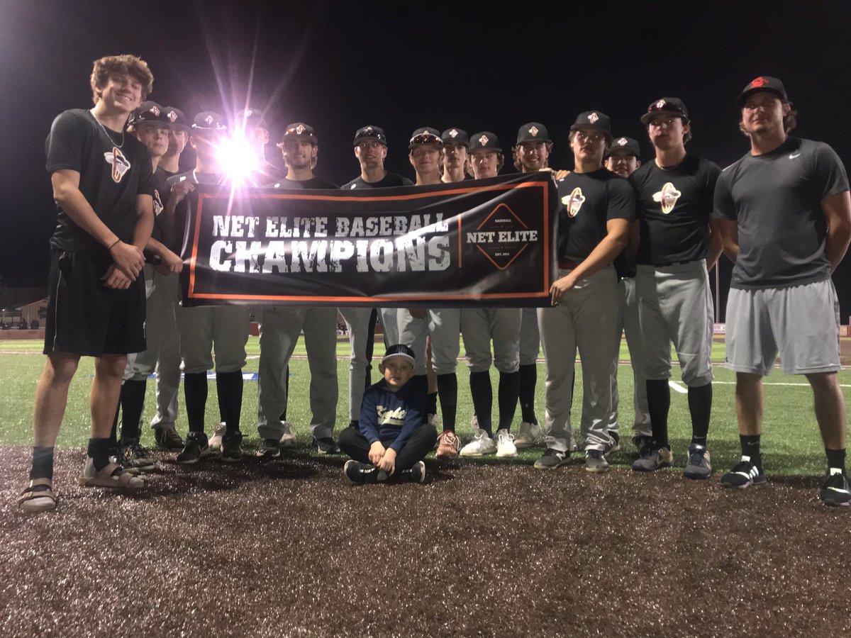 Your Nashville Last Chance Champions the Outlaws!