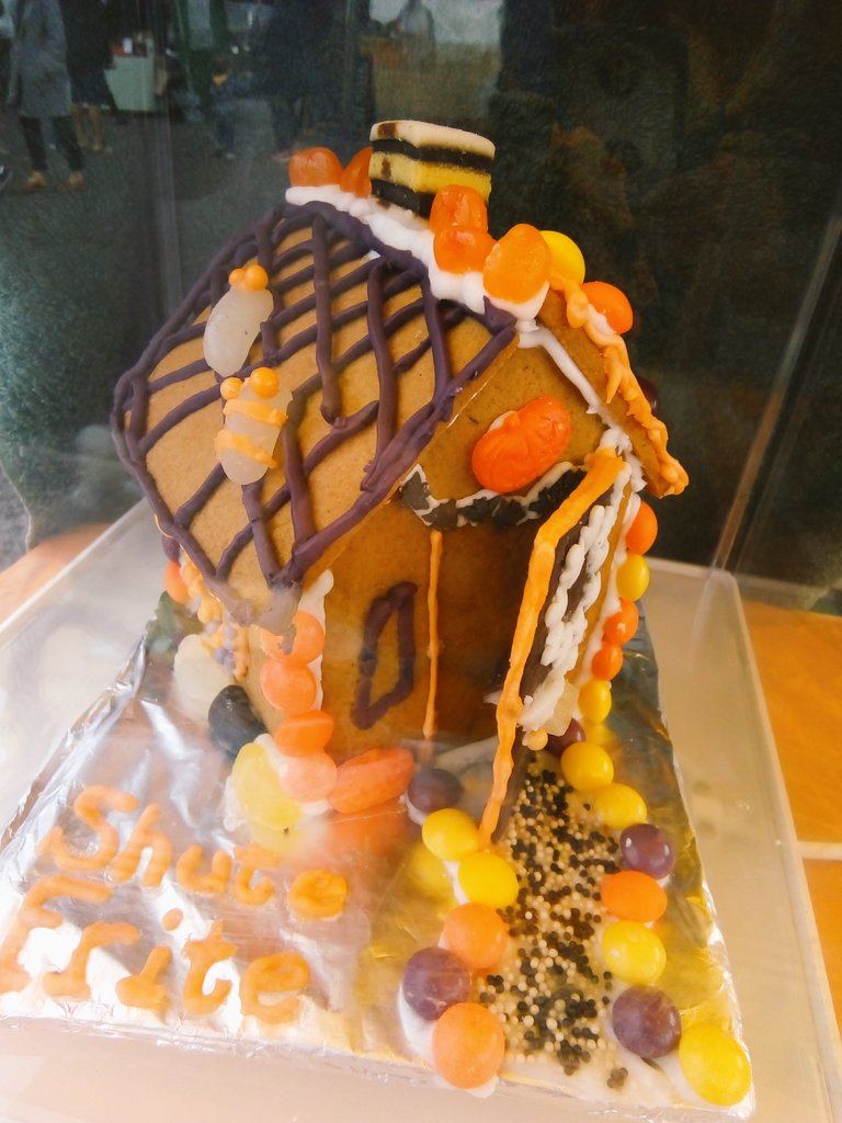 Lori Reich tweet media