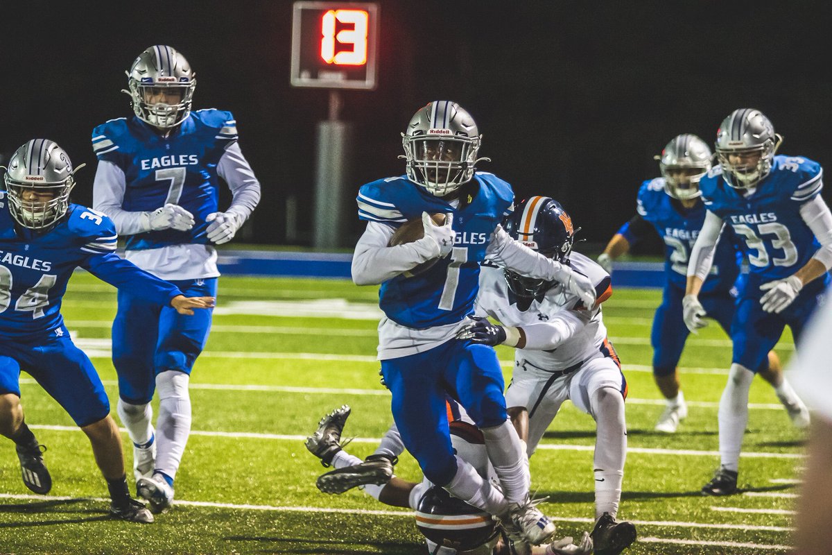 Danya Brooks also went for 100+ on Friday night!

8 Receptions
146 Yards