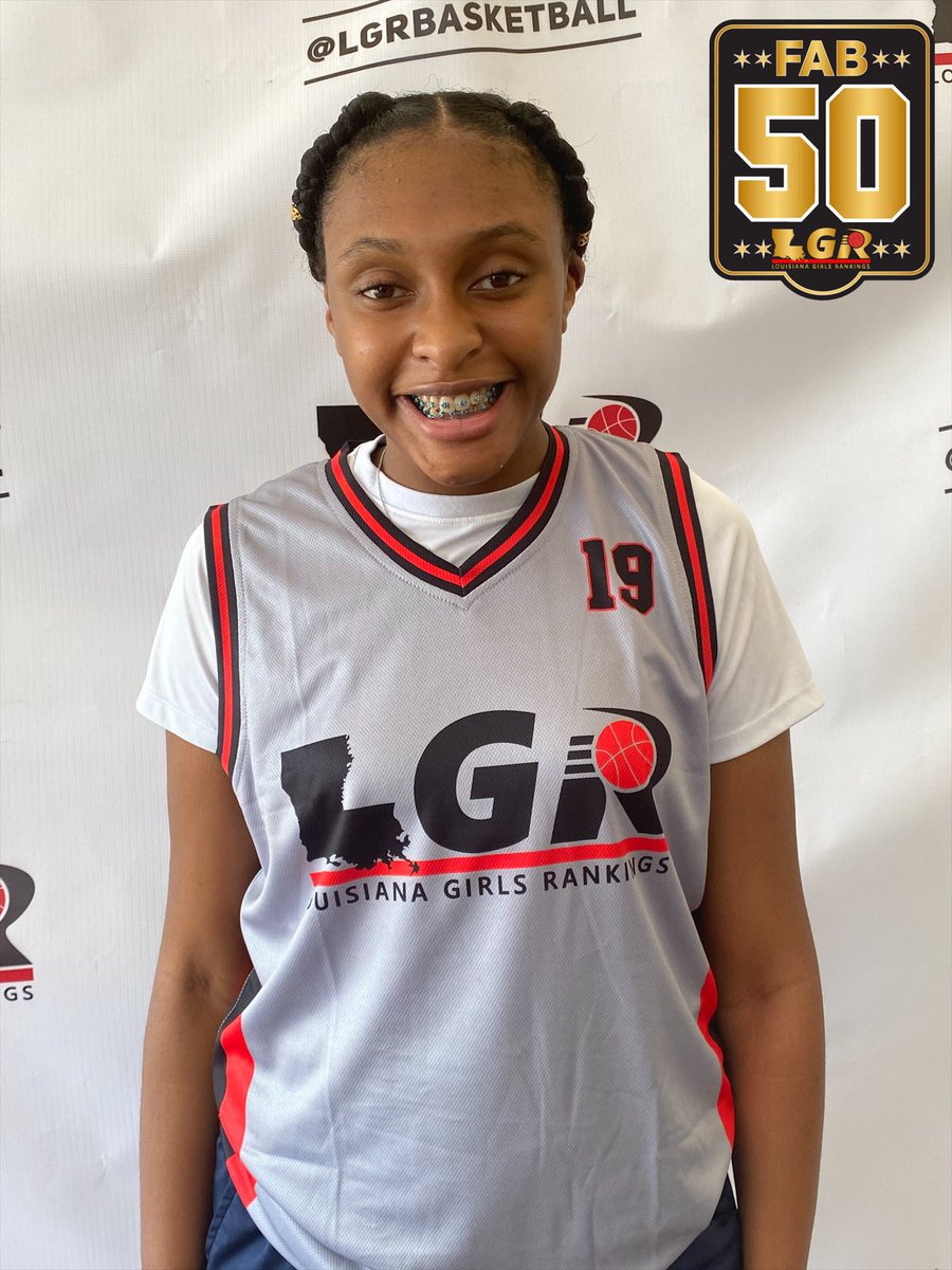 LBR_Basketball's tweet photo. ✨Fab 50 Standouts✨ 
🏫 Middle School
🏀Sana’a Bean / 2025

📝Sana’a brings a big presence on both ends of the court at 6’2. She was drawing double teams in the half court. Catching &amp; finishing on offensive boards and out of bounds plays.  Blocked/altered a lot of shots! #Fab50 https://t.co/O6GHEsSIfB