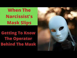 narcbehavior's tweet photo. #Narcissists hide their negative patters during Idealisation Phase. Their mask is likely to slip by the 4th month, when we  gets a glimpse of their True Self. This is the reason they are in a hurry to "hook" their victims, &amp; the reason why we should not jump in quickly. https://t.co/6XnSPdhZ6o