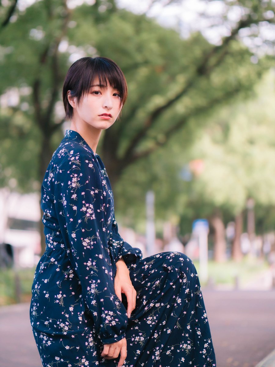 モデル #水無月いと(@meruhanemutai)さん
#サンセット撮影会 201003-2
撮影:名古屋市 #矢場町
笑顔以外のいとさんも魅力的😍
そういえば髪の毛を伸ばされるそうですね。
ショートヘアのタイミングで撮影出来て良かった😆👍
#ポートレート
#ショートヘア が好み←ココ大事
#LUMIX https://t.co/f7UfTWfHx5