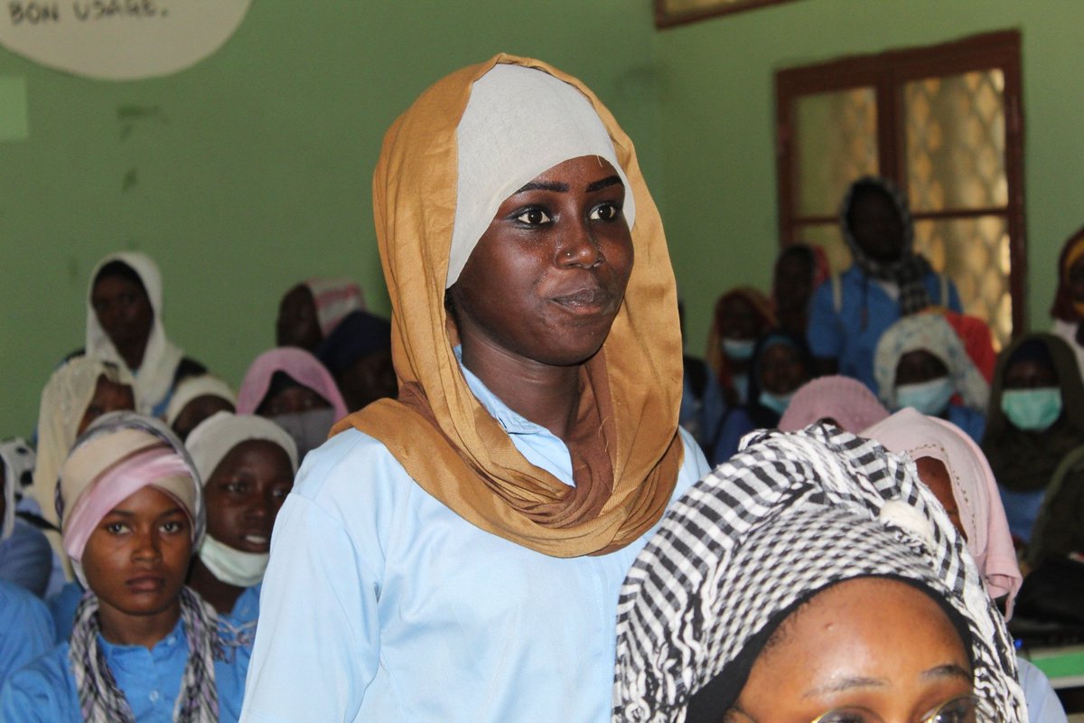 LibreTchad's tweet photo. Grâce aux soutiens de @AtlasNetwork  et de @Libre_Afrique, nous avons pu sensibiliser les élèves sur la nécessité du #VivreEnsemble pour construire un pays pacifié dans lequel chacun peut prospérer librement. 
#Tchad #ExtrémismeViolent https://t.co/5T0z57x1FM