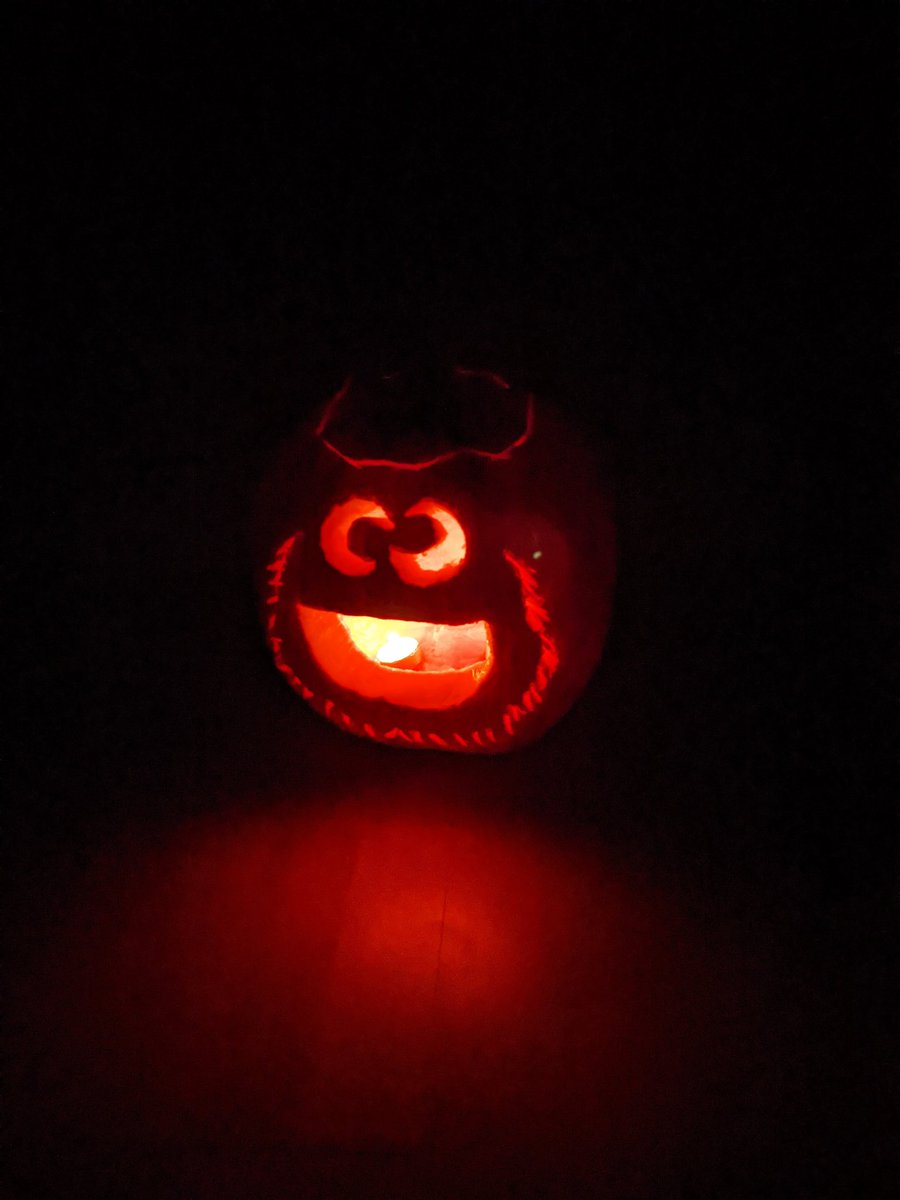 CheesePizzaNow's tweet photo. My husband has a knack for carving freehand @sesamestreet characters into pumpkins. I think this year's Cookie Monster tops last year's Elmo! 🎃🍪 https://t.co/R7gVvL1k41