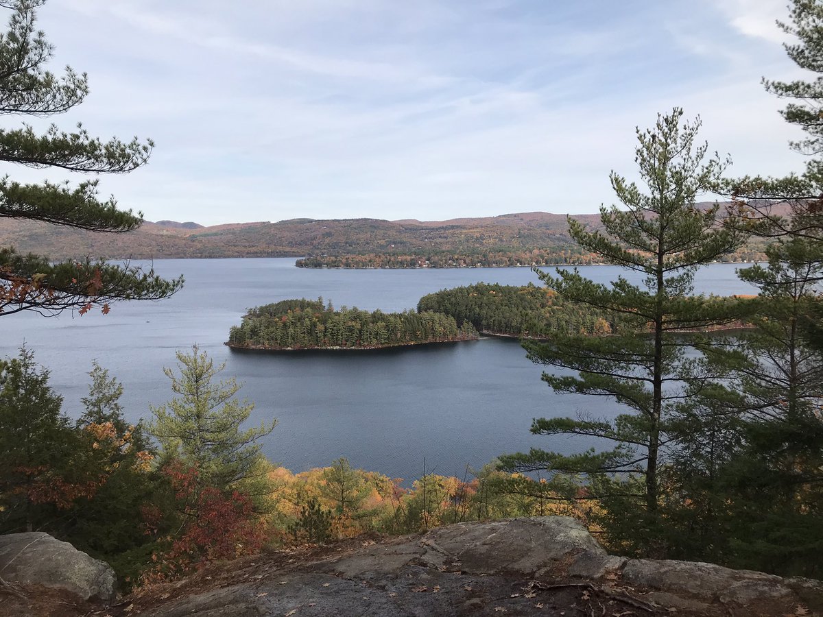 TaraTalamini's tweet photo. Beautiful view of Newfound Lake from Little Sugarloaf. https://t.co/LErsBpKcnC