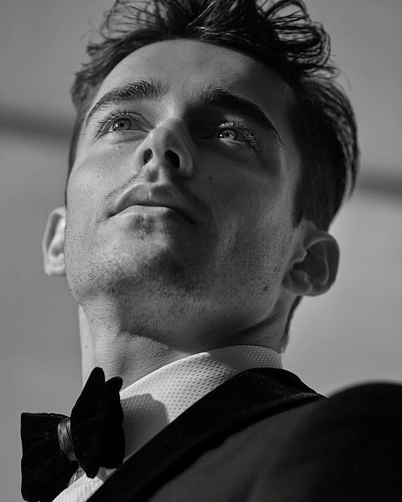 🥺❤️❤️ RT @LeclercNews: . @Charles_Leclerc for the Giorgio @armani Made to Measure Fall & Winter 20/21 Collection 🔥
📸 : John Balsom
#F1 #Charles16 https://t.co/1tftIeR2OK