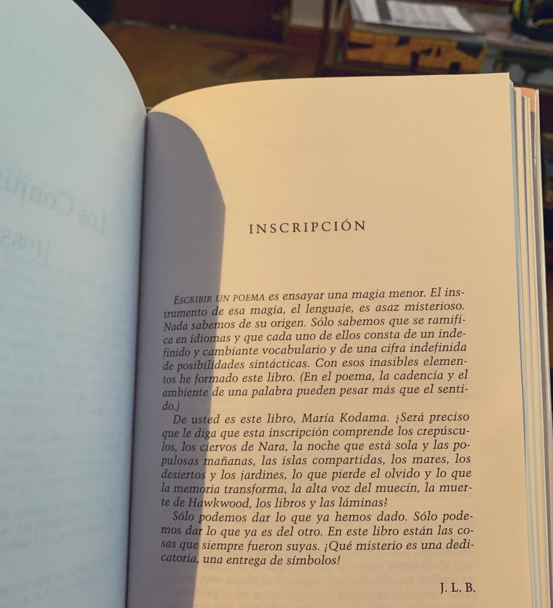 maria_mimia's tweet photo. Quédense con quien les dedique La Poesía, cómo  Borges se la dedicó Maria Kodama. https://t.co/uElabehuDw