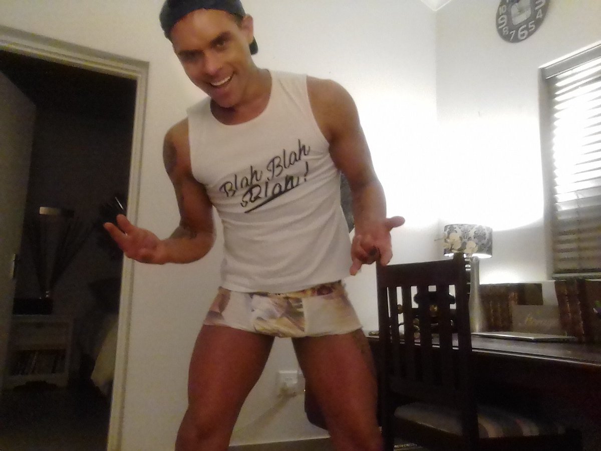 FitFunFreak's tweet image. We know that face.... I'm about to take off my clothes and watch porn face. Lol