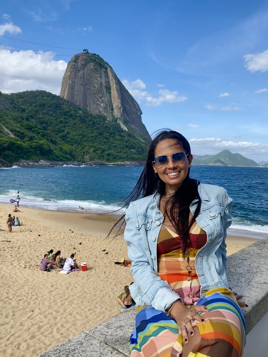 EmanuelaAlc's tweet photo. “Urca! Praia Vermelha! Do Leme ao Pontal...” #sorte #carioca #dagema https://t.co/L2z3lhUGN7