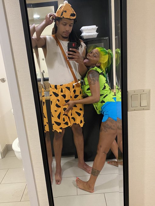BamBam &amp; Peebles #flintstones #cosplay #onlyfans #porncouple  https://t.co/DNRHOlvKbe https://t.co/YDrVfUdK34<a href="/tag/flintstones"class="tags">#flintstones</a><a href="/tag/cosplay"class="tags">#cosplay</a><a href="/tag/onlyfans"class="tags">#onlyfans</a><a href="/tag/porncouple"class="tags"><span>#porncouple</span></a>