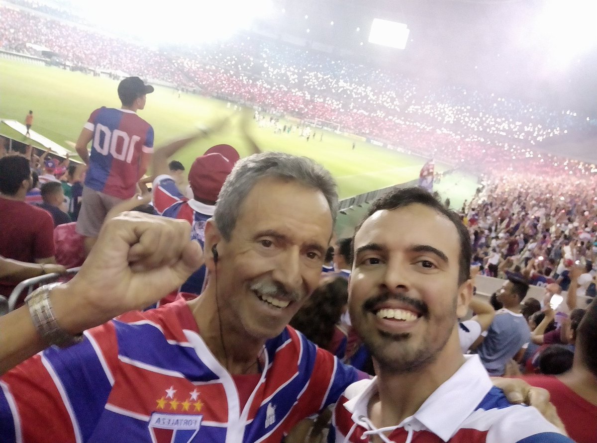 leow_lima's tweet photo. Hoje é dia de comemorar mais um ano de um dos grandes amores da minha vida. Amor passado de pai para filho, e que sempre levo e levarei comigo, no fundo do coração, onde quer que eu vá. Te amo meu Leão!! @FortalezaEC  #Fortaleza102Anos https://t.co/nmiYMnS88X