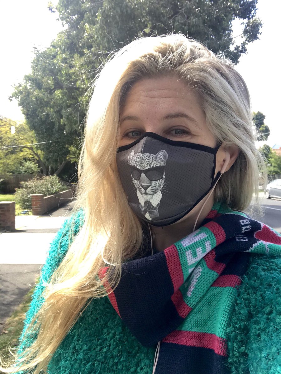 RenInOz's tweet photo. The sun in shining in the neighbouring hood to Parkville, I got my colours on and as close to a fox as my mask game will allow. It’s a good day, @MelbourneVixens fam! 🥰🦊🏆 #SSNGrandFinal #GoVixens #DidItForVIC https://t.co/qTjMyLyDwh