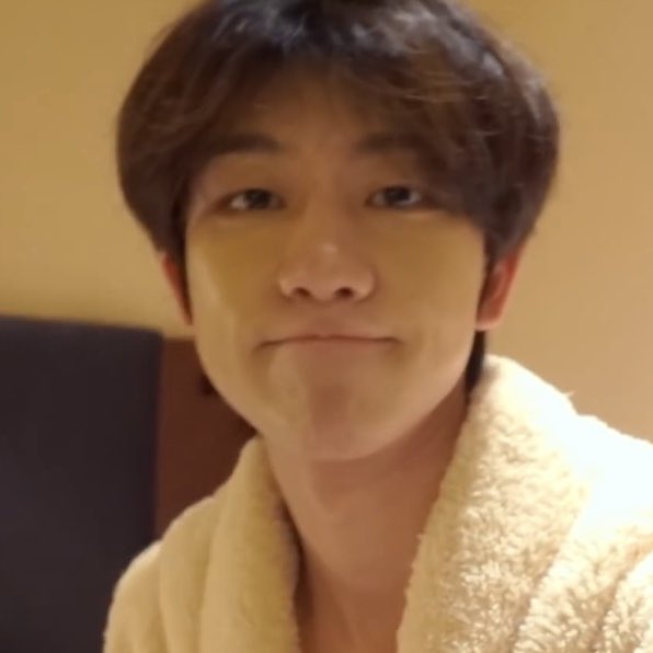 froggy hao^♡