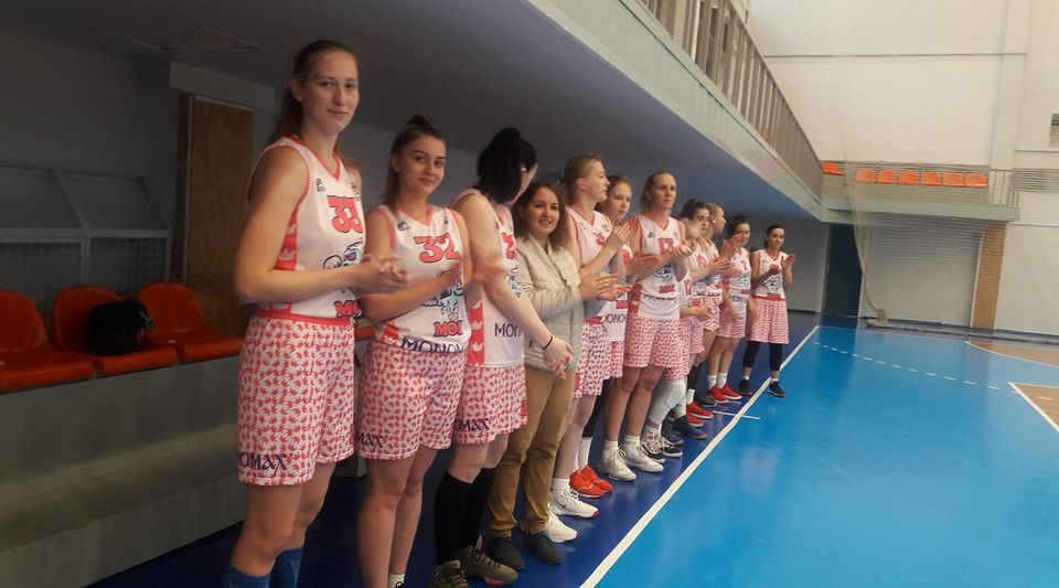 Нещодавно стартував чемпіонат України з баскетболу у вищій лізі серед жінок. Бровари вже котрий рік тут представляє БК «МОБІ» (головний тренер Марина Рубайло).
Детально читайте тут: https://t.co/hC1vgPeXDm https://t.co/E9To8aRCd7