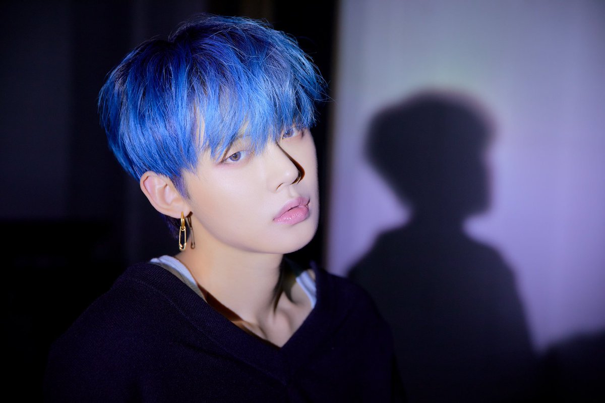 Yeonjun blue hair boy iconic as it is #TXT_YEONJUN  