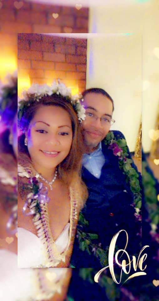 mfaavesi's tweet photo. Finalllyyy😂😍❣Congrats to my cousin gina & her other half on their union💗now come back to Hawaii so we can all celebrate😂👌❤ or we can come Seattle lol #MarriageGoals #lovahs https://t.co/9FflacyqDH